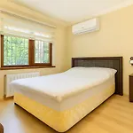 34 Yueksel Garden